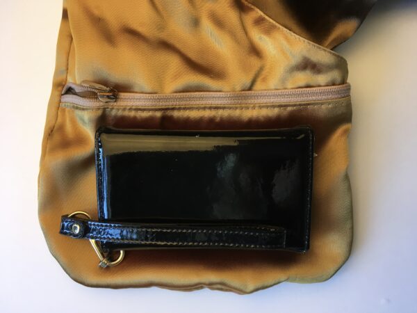 Kedjemönstrad Pockelino bältesväska - Bild 12