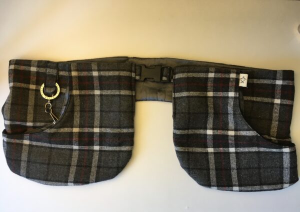 Grårutig Pockelino bältesväska - Bild 6