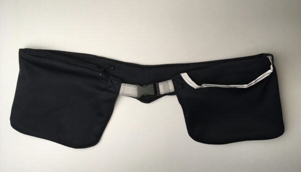 Blå sportig bältesväska med reflex - Bild 2